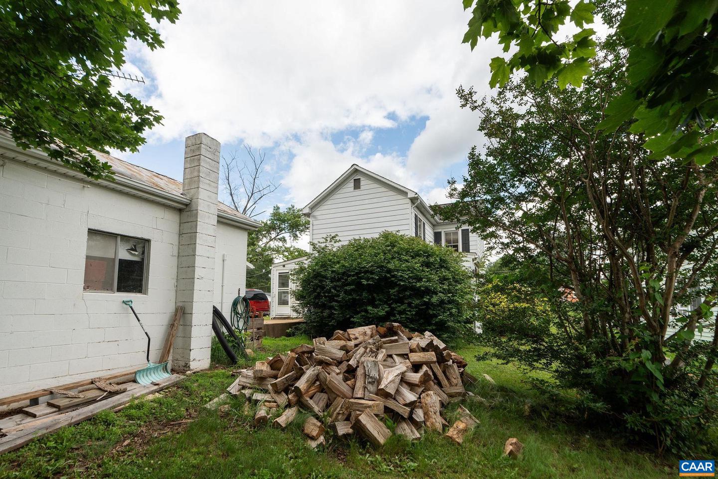 613 6TH ST, SHENANDOAH, Virginia 22849, 4 Bedrooms Bedrooms, ,1 BathroomBathrooms,Residential,For sale,613 6TH ST,666041 MLS # 666041