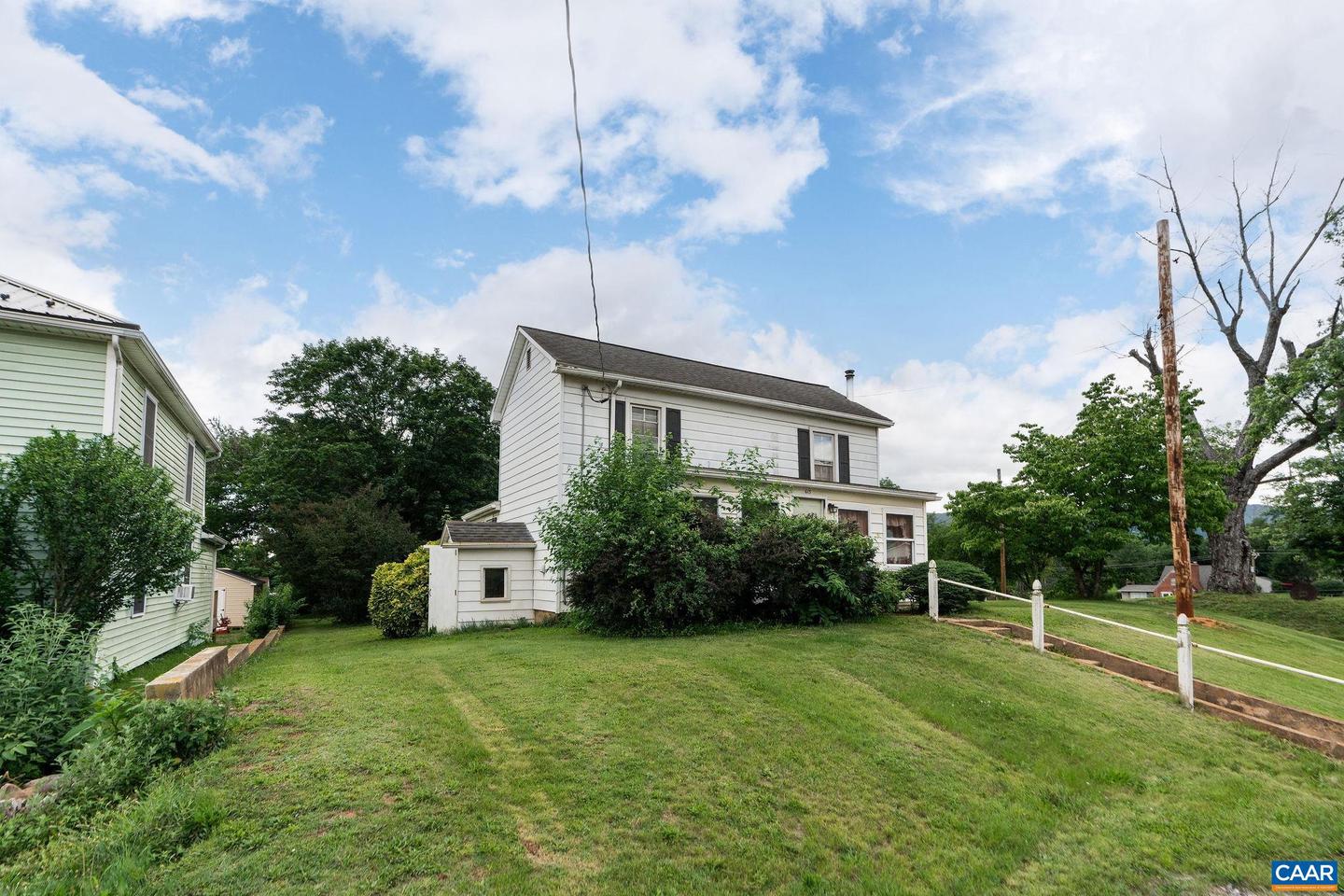 613 6TH ST, SHENANDOAH, Virginia 22849, 4 Bedrooms Bedrooms, ,1 BathroomBathrooms,Residential,For sale,613 6TH ST,666041 MLS # 666041