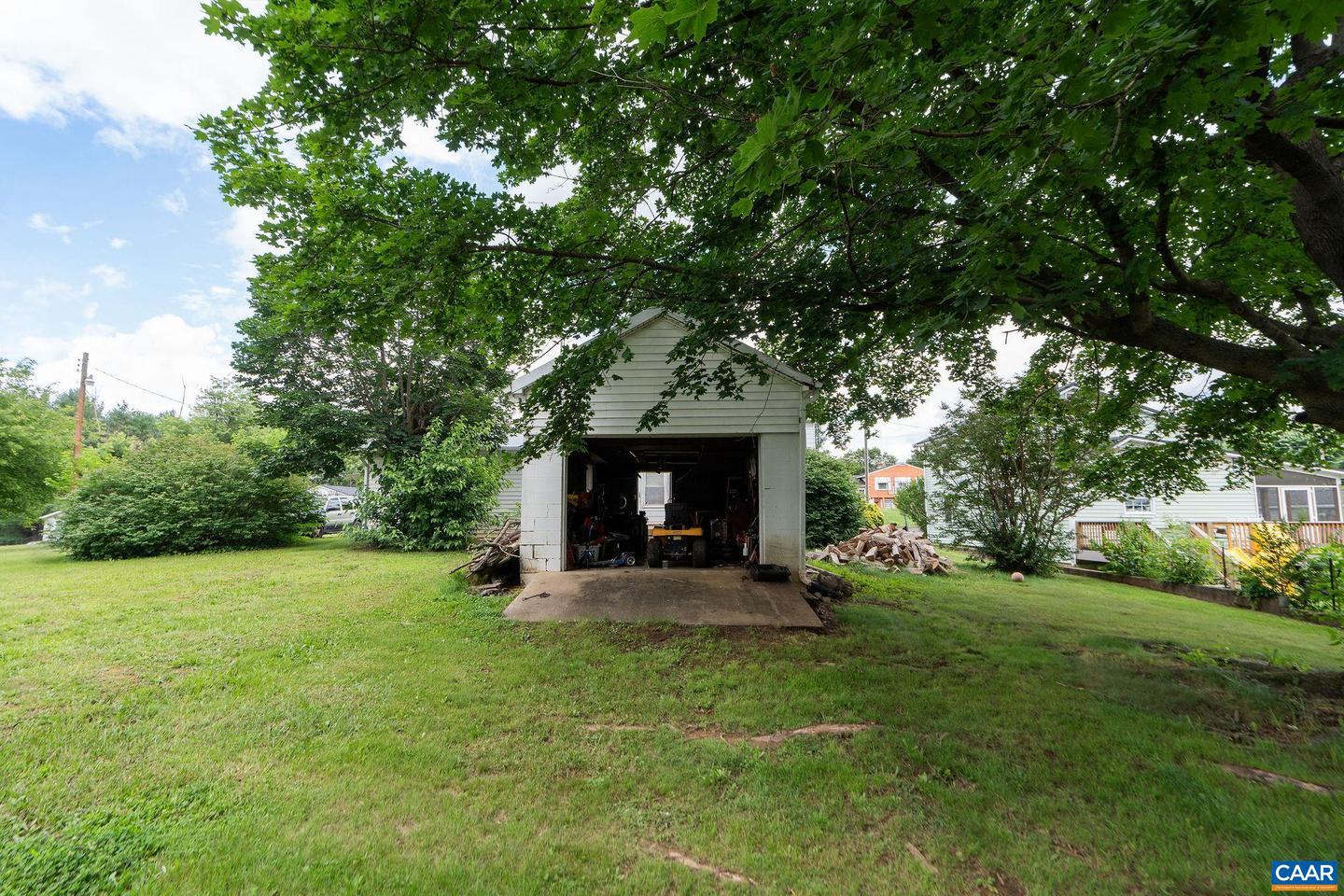 613 6TH ST, SHENANDOAH, Virginia 22849, 4 Bedrooms Bedrooms, ,1 BathroomBathrooms,Residential,For sale,613 6TH ST,666041 MLS # 666041