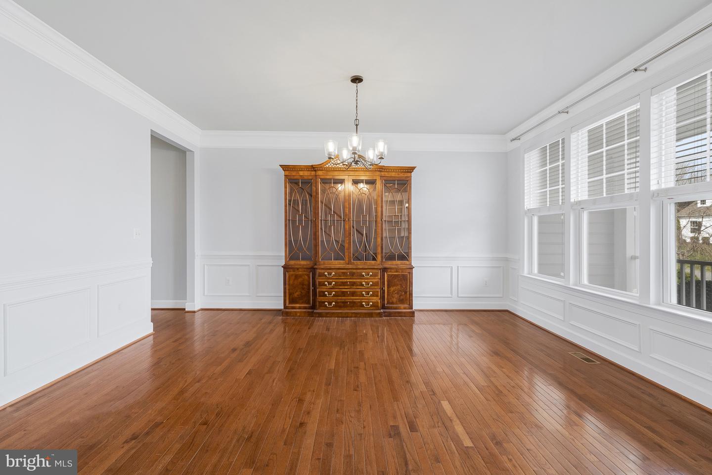 41729 WAKEHURST PL, LEESBURG, Virginia 20176, 5 Bedrooms Bedrooms, ,4 BathroomsBathrooms,Residential,For sale,41729 WAKEHURST PL,VALO2091734 MLS # VALO2091734