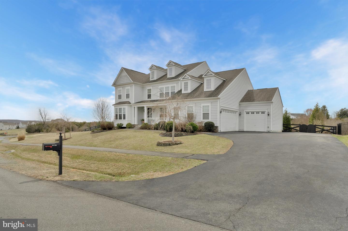 41729 WAKEHURST PL, LEESBURG, Virginia 20176, 5 Bedrooms Bedrooms, ,4 BathroomsBathrooms,Residential,For sale,41729 WAKEHURST PL,VALO2091734 MLS # VALO2091734