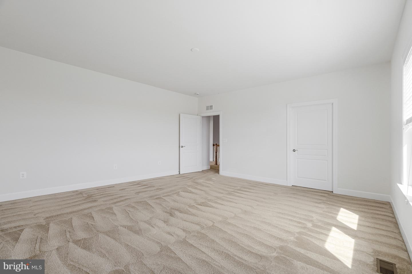 41729 WAKEHURST PL, LEESBURG, Virginia 20176, 5 Bedrooms Bedrooms, ,4 BathroomsBathrooms,Residential,For sale,41729 WAKEHURST PL,VALO2091734 MLS # VALO2091734