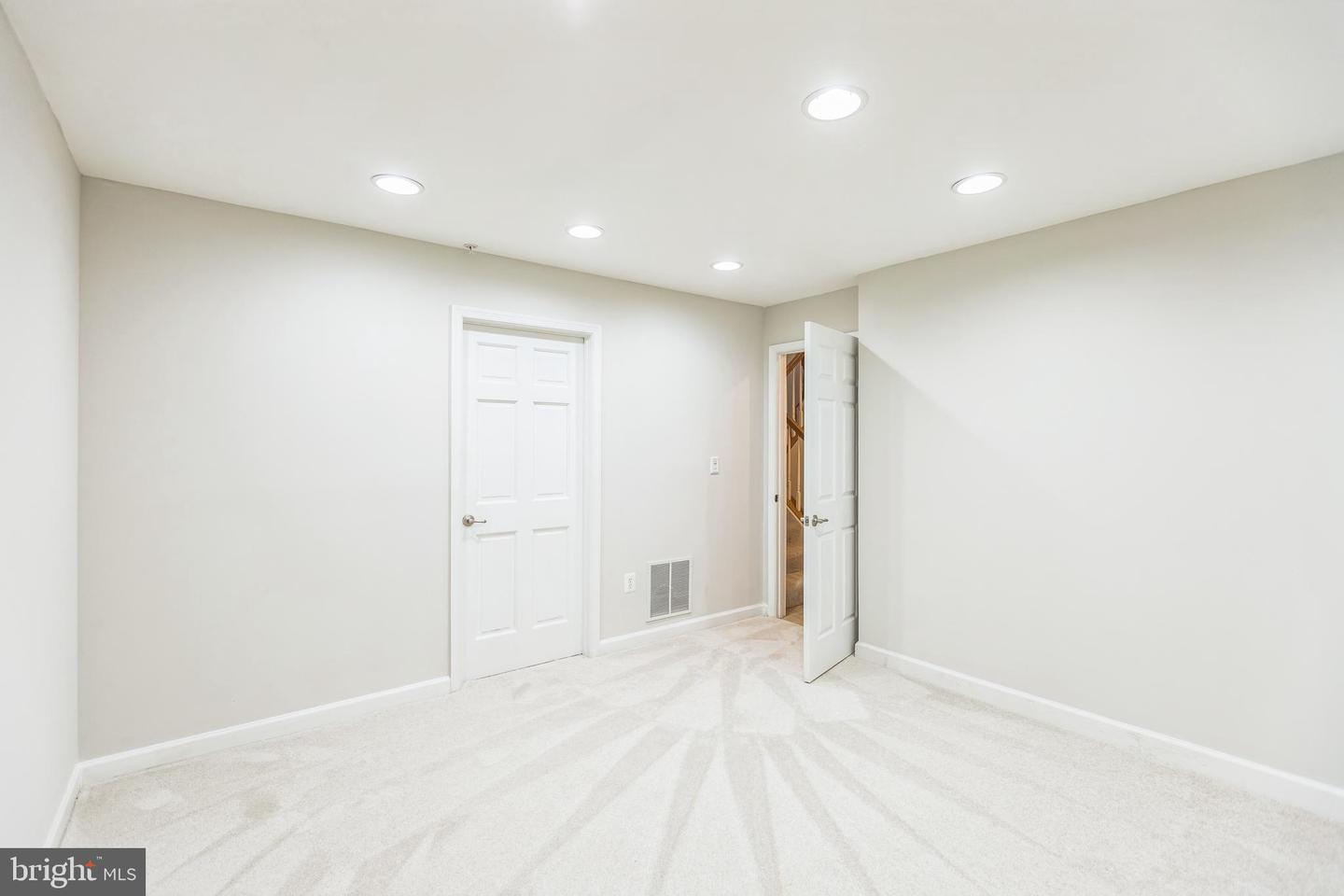 126 57TH ST SE, WASHINGTON, District Of Columbia 20019, 3 Bedrooms Bedrooms, ,2 BathroomsBathrooms,Residential,For sale,126 57TH ST SE,DCDC2195660 MLS # DCDC2195660