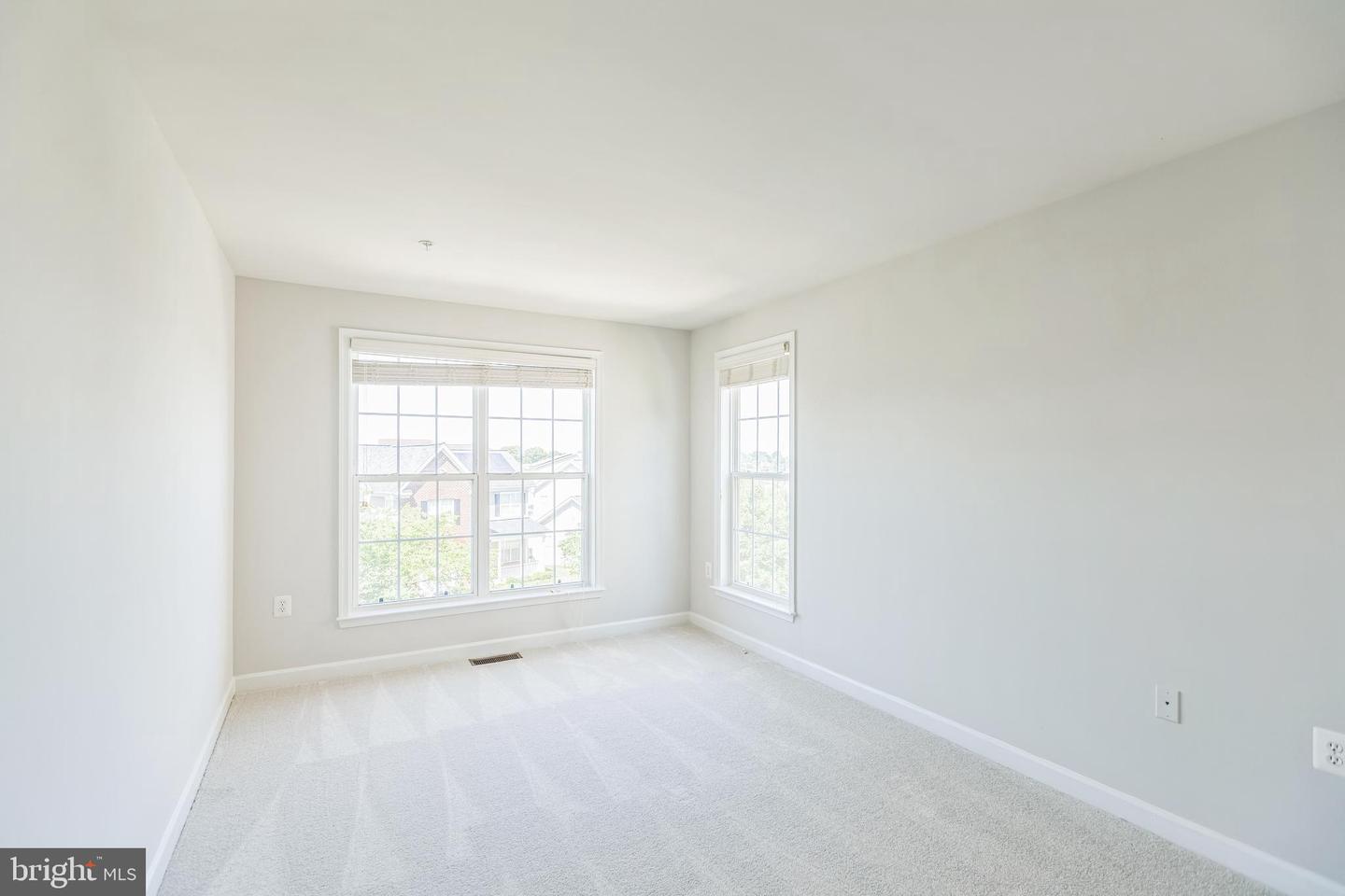 126 57TH ST SE, WASHINGTON, District Of Columbia 20019, 3 Bedrooms Bedrooms, ,2 BathroomsBathrooms,Residential,For sale,126 57TH ST SE,DCDC2195660 MLS # DCDC2195660