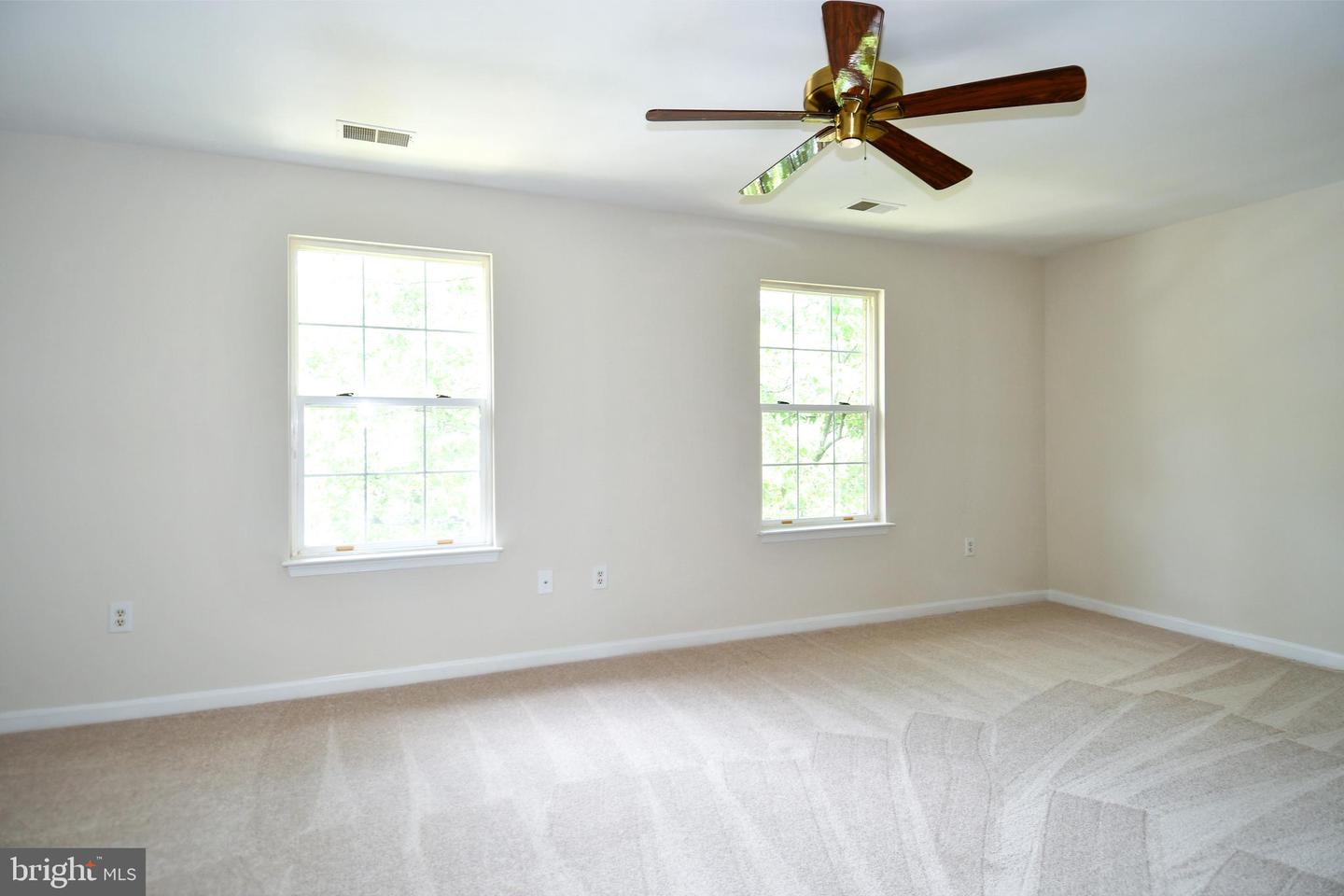 43193 RIBBONCREST TER, ASHBURN, Virginia 20147, 2 Bedrooms Bedrooms, ,2 BathroomsBathrooms,Residential,For sale,43193 RIBBONCREST TER,VALO2096414 MLS # VALO2096414
