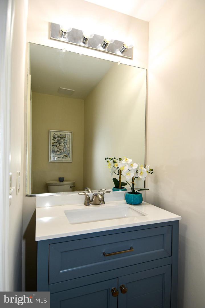 43193 RIBBONCREST TER, ASHBURN, Virginia 20147, 2 Bedrooms Bedrooms, ,2 BathroomsBathrooms,Residential,For sale,43193 RIBBONCREST TER,VALO2096414 MLS # VALO2096414