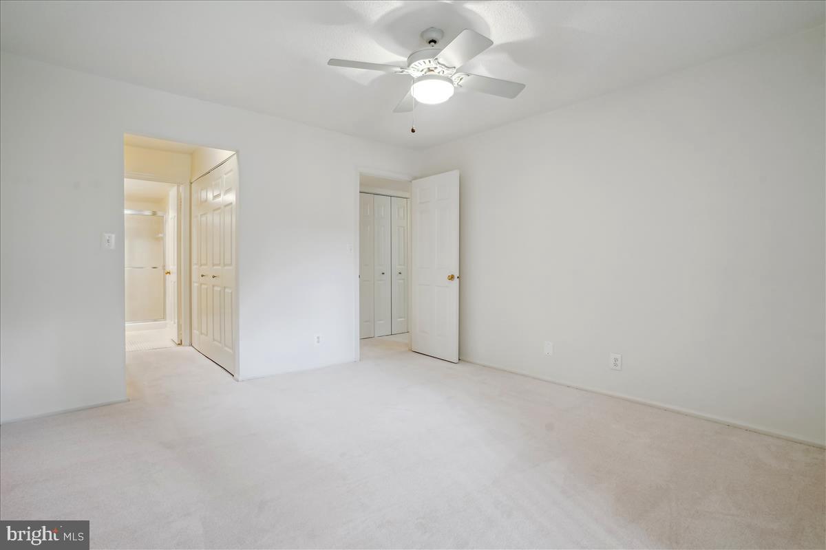 7621 TREMAYNE PL #303, MCLEAN, Virginia 22102, 2 Bedrooms Bedrooms, ,2 BathroomsBathrooms,Residential,For sale,7621 TREMAYNE PL #303,VAFX2240916 MLS # VAFX2240916