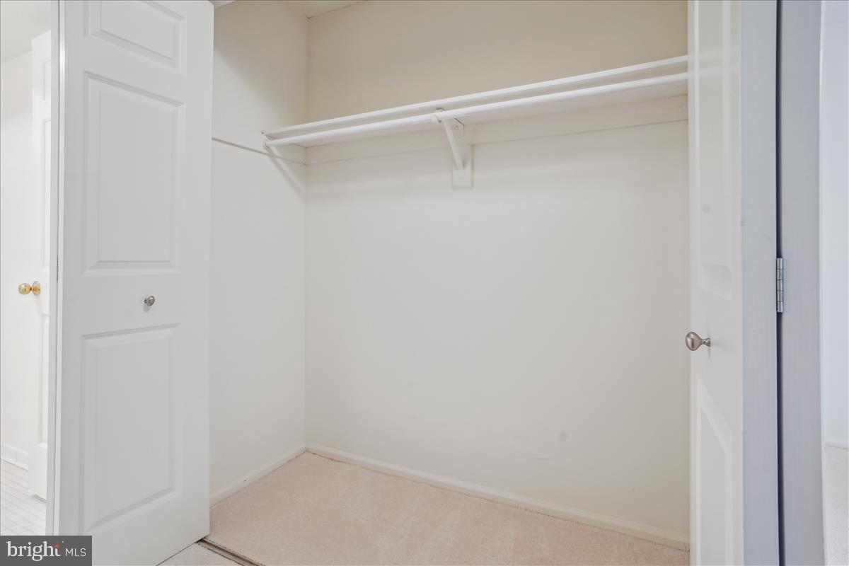 7621 TREMAYNE PL #303, MCLEAN, Virginia 22102, 2 Bedrooms Bedrooms, ,2 BathroomsBathrooms,Residential,For sale,7621 TREMAYNE PL #303,VAFX2240916 MLS # VAFX2240916