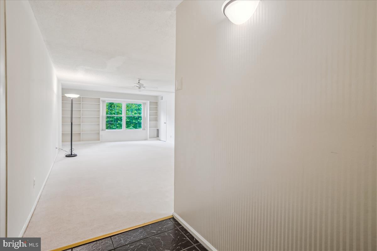 7621 TREMAYNE PL #303, MCLEAN, Virginia 22102, 2 Bedrooms Bedrooms, ,2 BathroomsBathrooms,Residential,For sale,7621 TREMAYNE PL #303,VAFX2240916 MLS # VAFX2240916