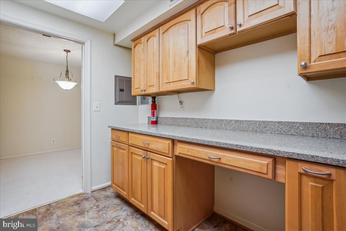 7621 TREMAYNE PL #303, MCLEAN, Virginia 22102, 2 Bedrooms Bedrooms, ,2 BathroomsBathrooms,Residential,For sale,7621 TREMAYNE PL #303,VAFX2240916 MLS # VAFX2240916