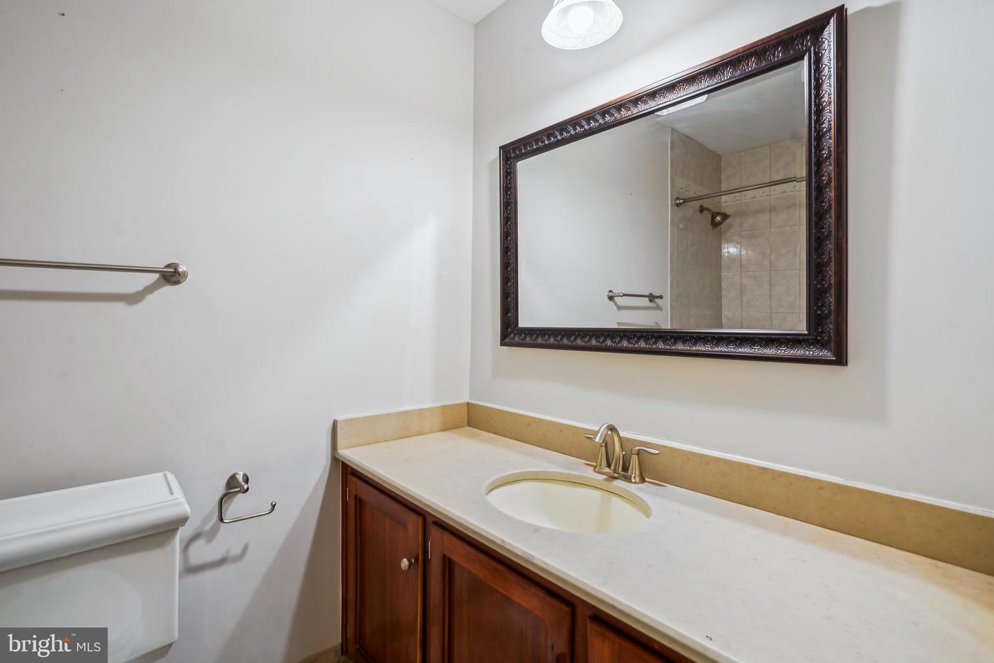 8210 BRIAR CREEK DR, ANNANDALE, Virginia 22003, 5 Bedrooms Bedrooms, ,3 BathroomsBathrooms,Residential,For sale,8210 BRIAR CREEK DR,VAFX2240974 MLS # VAFX2240974
