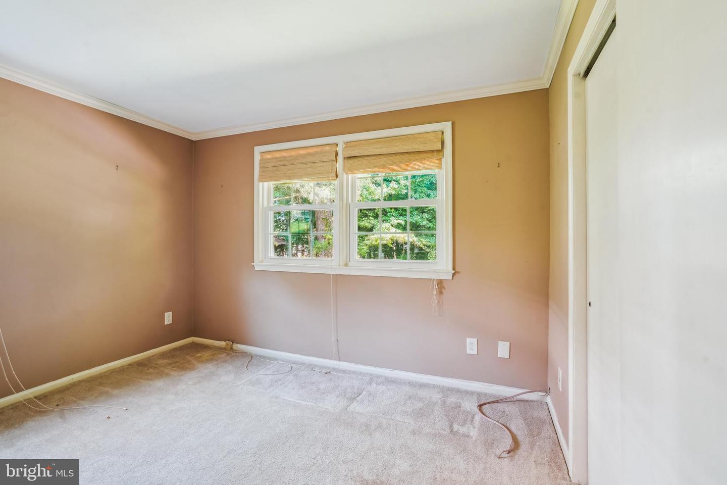 8210 BRIAR CREEK DR, ANNANDALE, Virginia 22003, 5 Bedrooms Bedrooms, ,3 BathroomsBathrooms,Residential,For sale,8210 BRIAR CREEK DR,VAFX2240974 MLS # VAFX2240974