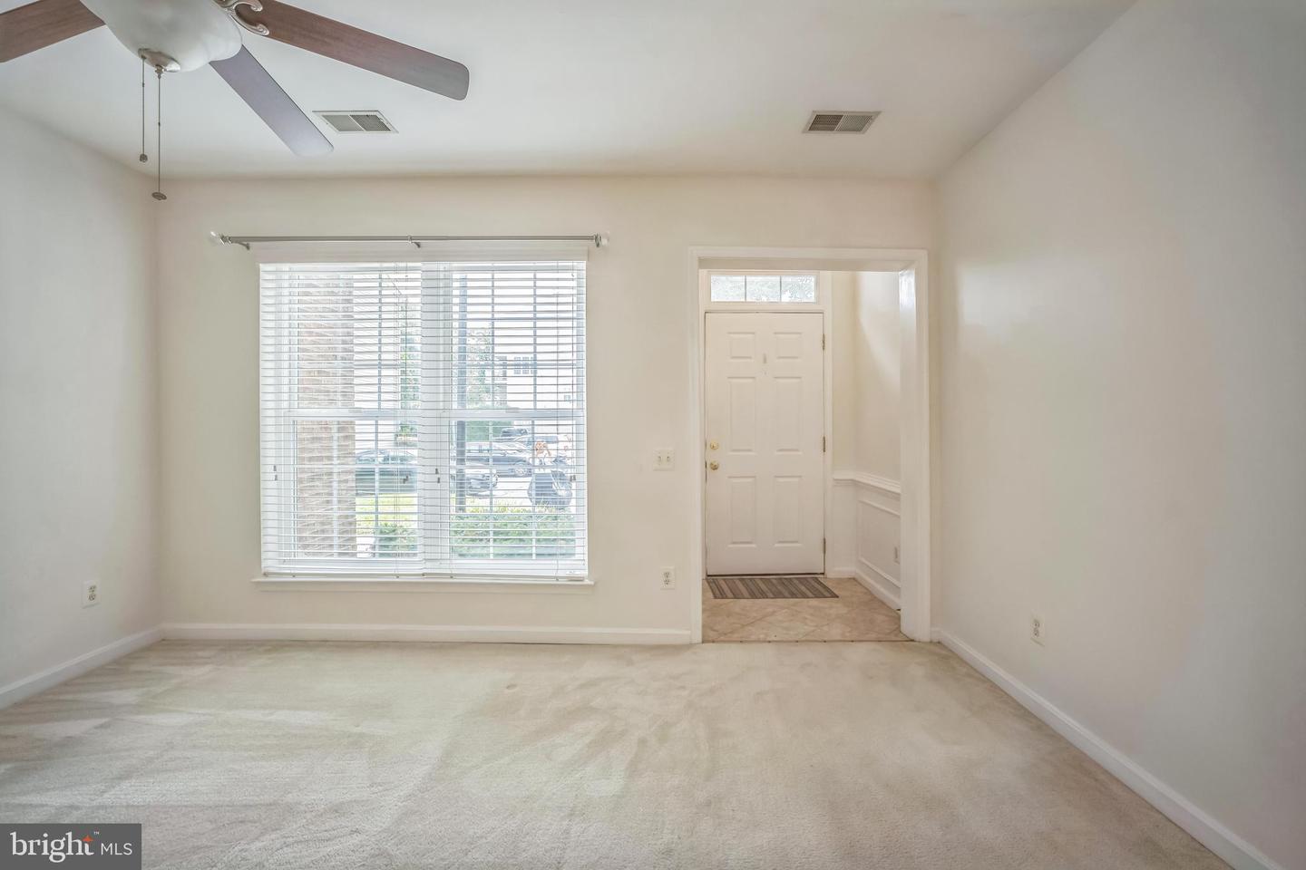 5932 KIMBERLY ANNE WAY, ALEXANDRIA, Virginia 22310, 2 Bedrooms Bedrooms, ,2 BathroomsBathrooms,Residential,For sale,5932 KIMBERLY ANNE WAY,VAFX2245814 MLS # VAFX2245814