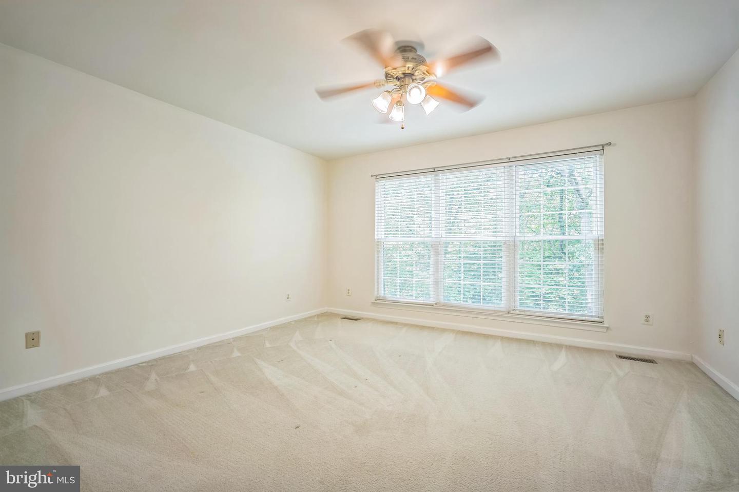 5932 KIMBERLY ANNE WAY, ALEXANDRIA, Virginia 22310, 2 Bedrooms Bedrooms, ,2 BathroomsBathrooms,Residential,For sale,5932 KIMBERLY ANNE WAY,VAFX2245814 MLS # VAFX2245814