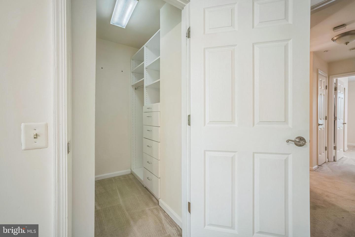 5932 KIMBERLY ANNE WAY, ALEXANDRIA, Virginia 22310, 2 Bedrooms Bedrooms, ,2 BathroomsBathrooms,Residential,For sale,5932 KIMBERLY ANNE WAY,VAFX2245814 MLS # VAFX2245814