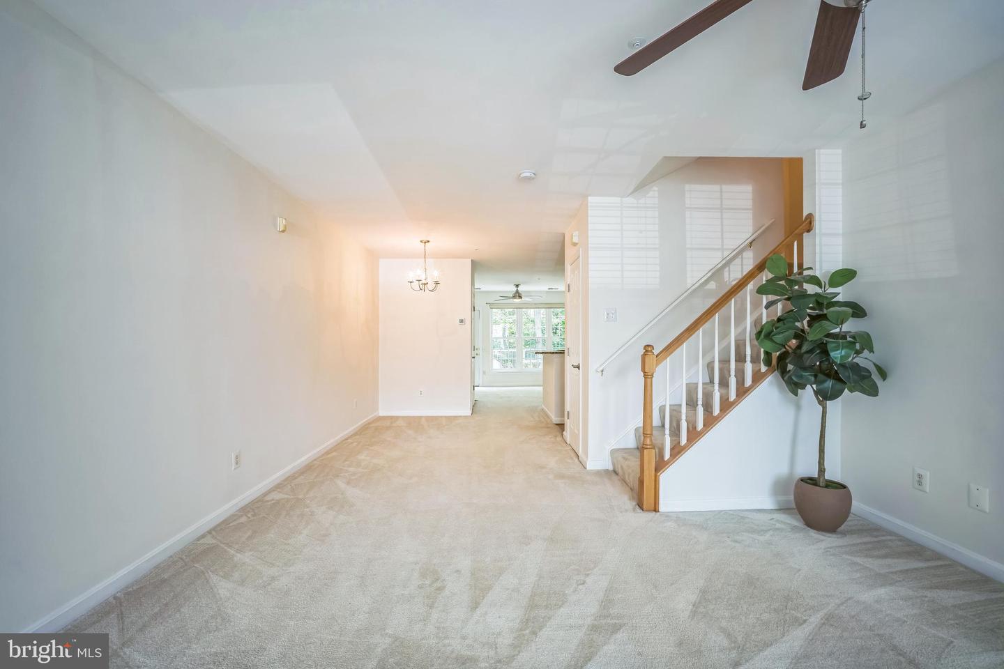 5932 KIMBERLY ANNE WAY, ALEXANDRIA, Virginia 22310, 2 Bedrooms Bedrooms, ,2 BathroomsBathrooms,Residential,For sale,5932 KIMBERLY ANNE WAY,VAFX2245814 MLS # VAFX2245814