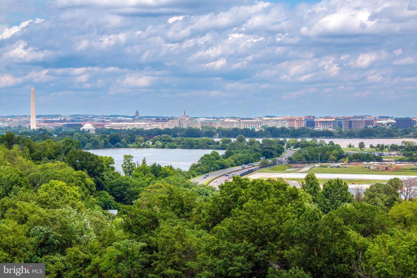 1805 CRYSTAL DR #1110S, ARLINGTON, Virginia 22202, 1 Bedroom Bedrooms, ,1 BathroomBathrooms,Residential,For sale,1805 CRYSTAL DR #1110S,VAAR2058846 MLS # VAAR2058846