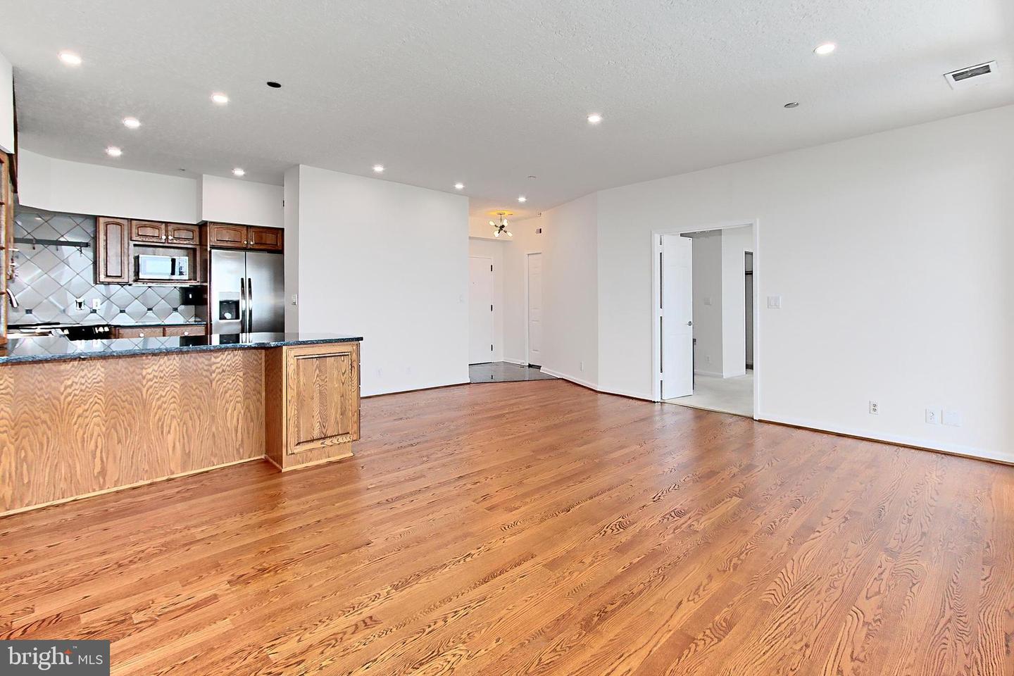 1805 CRYSTAL DR #1110S, ARLINGTON, Virginia 22202, 1 Bedroom Bedrooms, ,1 BathroomBathrooms,Residential,For sale,1805 CRYSTAL DR #1110S,VAAR2058846 MLS # VAAR2058846