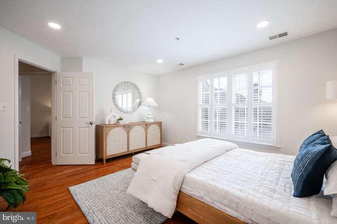 409 S HENRY ST, ALEXANDRIA, Virginia 22314, 3 Bedrooms Bedrooms, ,2 BathroomsBathrooms,Residential,For sale,409 S HENRY ST,VAAX2046456 MLS # VAAX2046456