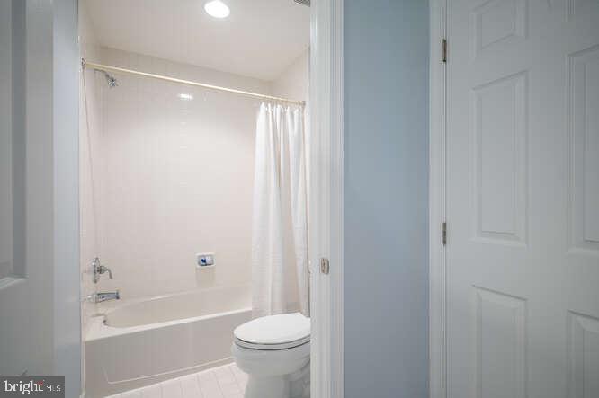 409 S HENRY ST, ALEXANDRIA, Virginia 22314, 3 Bedrooms Bedrooms, ,2 BathroomsBathrooms,Residential,For sale,409 S HENRY ST,VAAX2046456 MLS # VAAX2046456