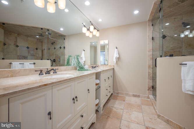 409 S HENRY ST, ALEXANDRIA, Virginia 22314, 3 Bedrooms Bedrooms, ,2 BathroomsBathrooms,Residential,For sale,409 S HENRY ST,VAAX2046456 MLS # VAAX2046456