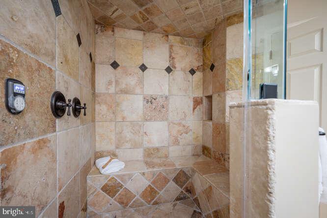 409 S HENRY ST, ALEXANDRIA, Virginia 22314, 3 Bedrooms Bedrooms, ,2 BathroomsBathrooms,Residential,For sale,409 S HENRY ST,VAAX2046456 MLS # VAAX2046456
