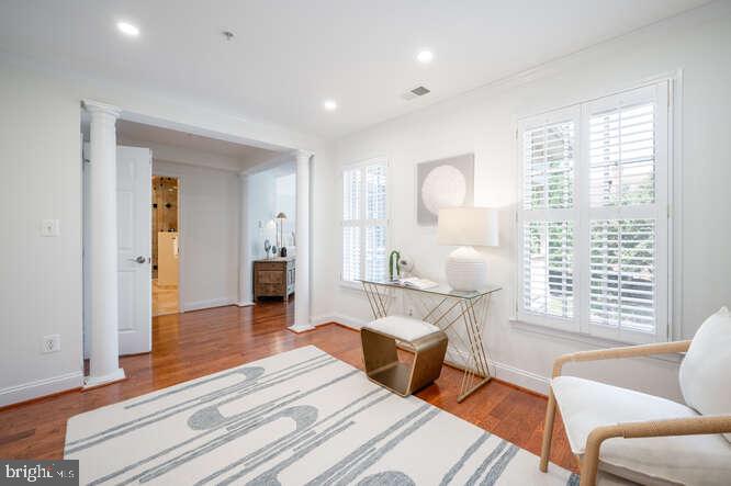 409 S HENRY ST, ALEXANDRIA, Virginia 22314, 3 Bedrooms Bedrooms, ,2 BathroomsBathrooms,Residential,For sale,409 S HENRY ST,VAAX2046456 MLS # VAAX2046456