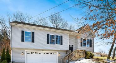 275 GREENWOOD RD, WINCHESTER, Virginia 22602, 3 Bedrooms Bedrooms, 6 Rooms Rooms,3 BathroomsBathrooms,Residential,For sale,275 GREENWOOD RD,VAFV2034838 MLS # VAFV2034838
