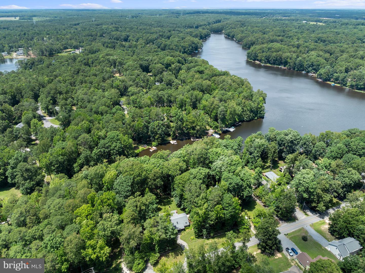 210 LAKE CAROLINE DR, RUTHER GLEN, Virginia 22546, 4 Bedrooms Bedrooms, ,3 BathroomsBathrooms,Residential,For sale,210 LAKE CAROLINE DR,VACV2008336 MLS # VACV2008336