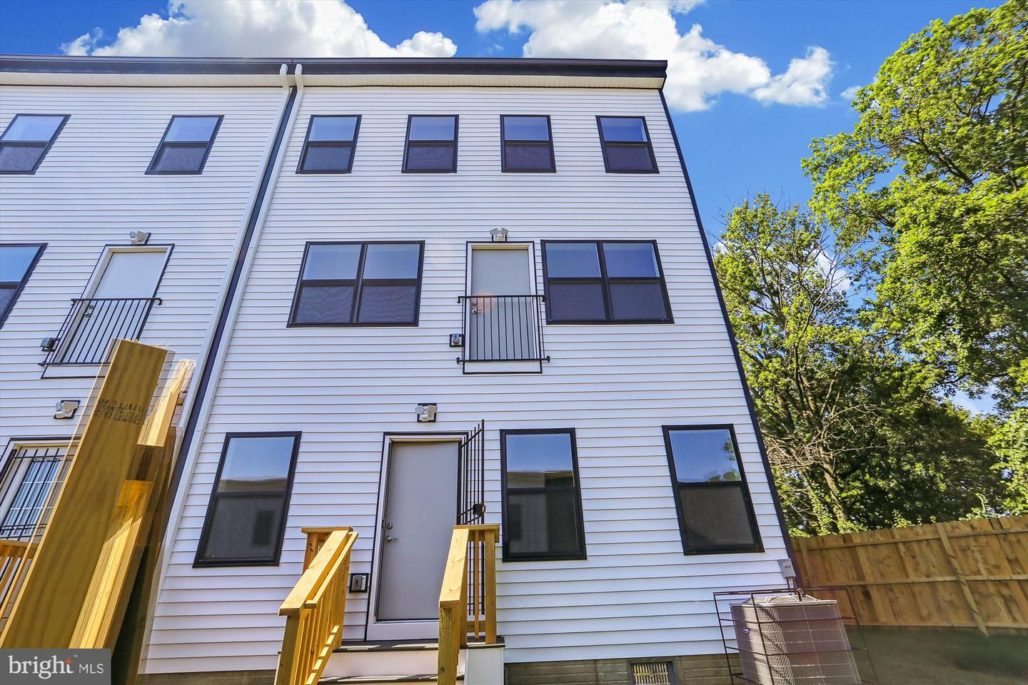 4900 D ST SE, WASHINGTON, District Of Columbia 20019, 6 Bedrooms Bedrooms, ,4 BathroomsBathrooms,Residential,For sale,4900 D ST SE,DCDC2206682 MLS # DCDC2206682