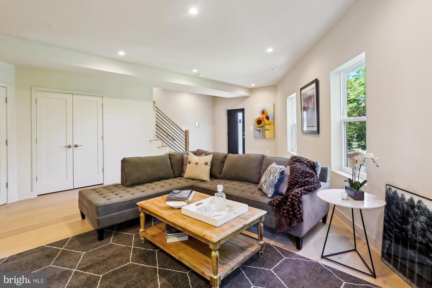 4900 D ST SE, WASHINGTON, District Of Columbia 20019, 6 Bedrooms Bedrooms, ,4 BathroomsBathrooms,Residential,For sale,4900 D ST SE,DCDC2206682 MLS # DCDC2206682