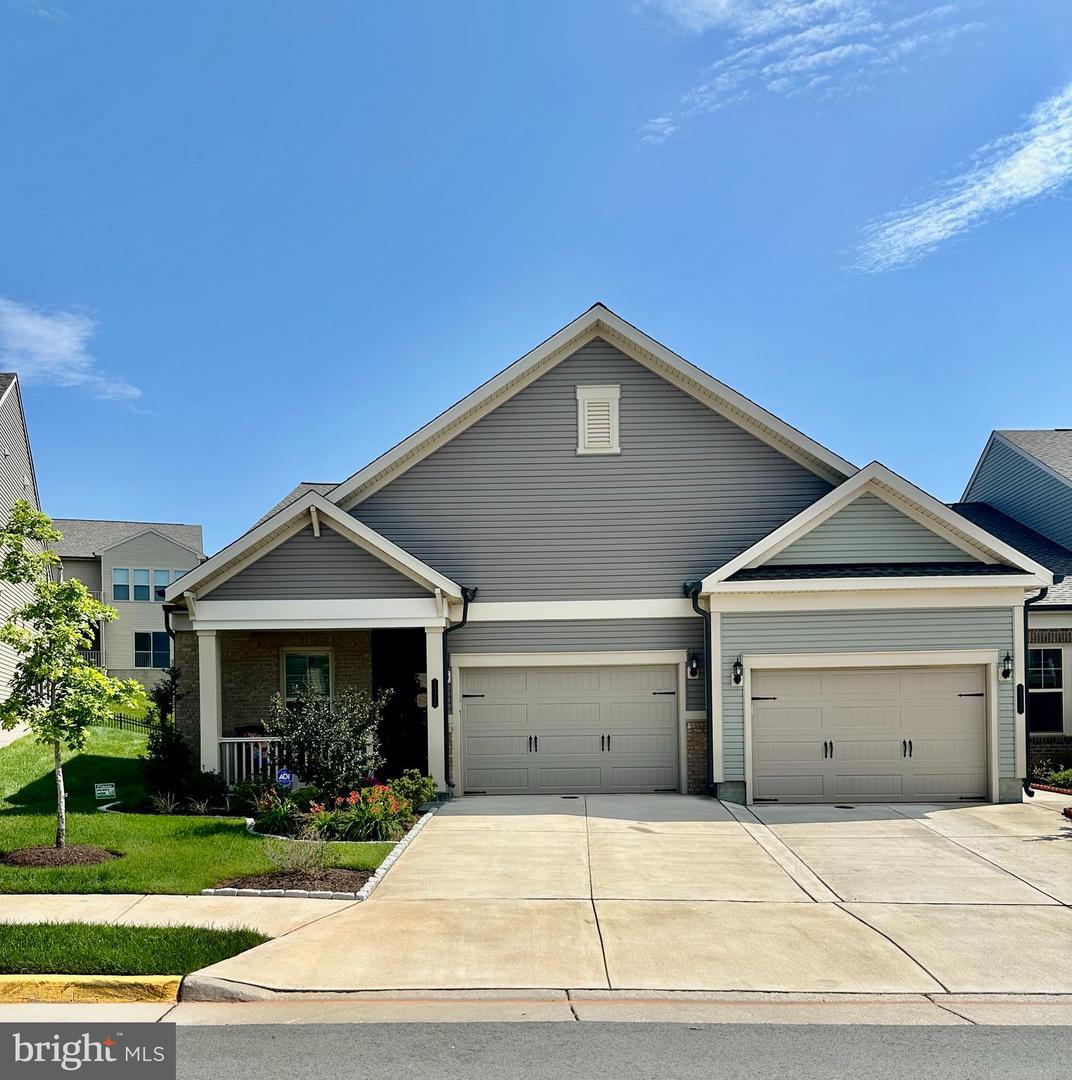 46394 ROSE RIVER TER, STERLING, Virginia 20164, 2 Bedrooms Bedrooms, ,2 BathroomsBathrooms,Residential,For sale,46394 ROSE RIVER TER,VALO2100210 MLS # VALO2100210