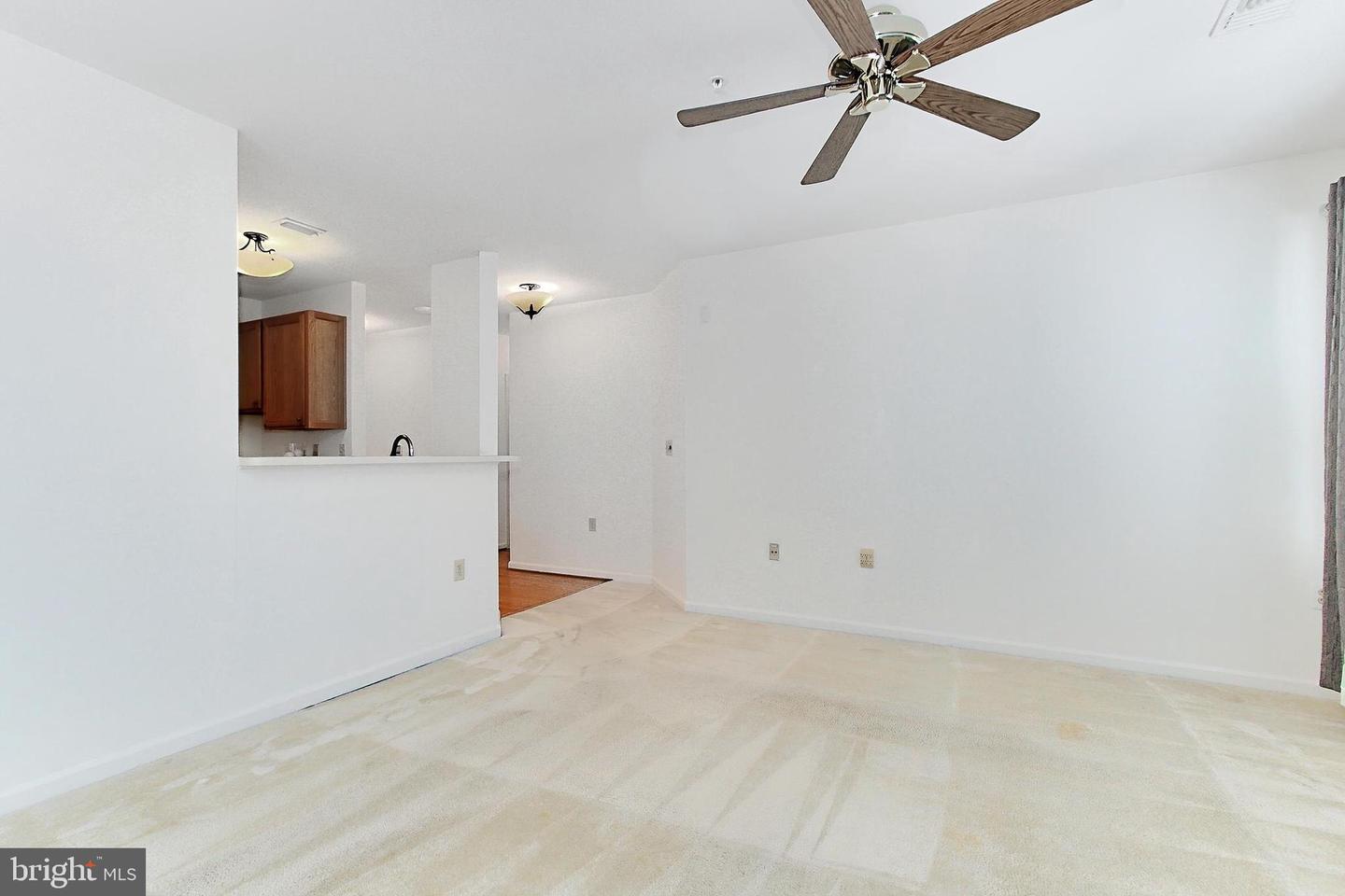 12915 ALTON SQ #307, HERNDON, Virginia 20170, 2 Bedrooms Bedrooms, ,2 BathroomsBathrooms,Residential,For sale,12915 ALTON SQ #307,VAFX2250000 MLS # VAFX2250000