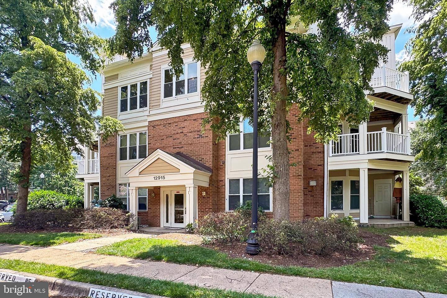 12915 ALTON SQ #307, HERNDON, Virginia 20170, 2 Bedrooms Bedrooms, ,2 BathroomsBathrooms,Residential,For sale,12915 ALTON SQ #307,VAFX2250000 MLS # VAFX2250000
