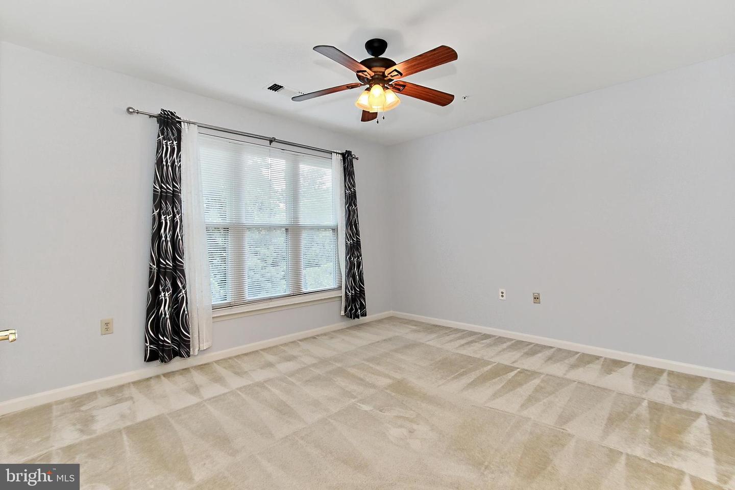 12915 ALTON SQ #307, HERNDON, Virginia 20170, 2 Bedrooms Bedrooms, ,2 BathroomsBathrooms,Residential,For sale,12915 ALTON SQ #307,VAFX2250000 MLS # VAFX2250000