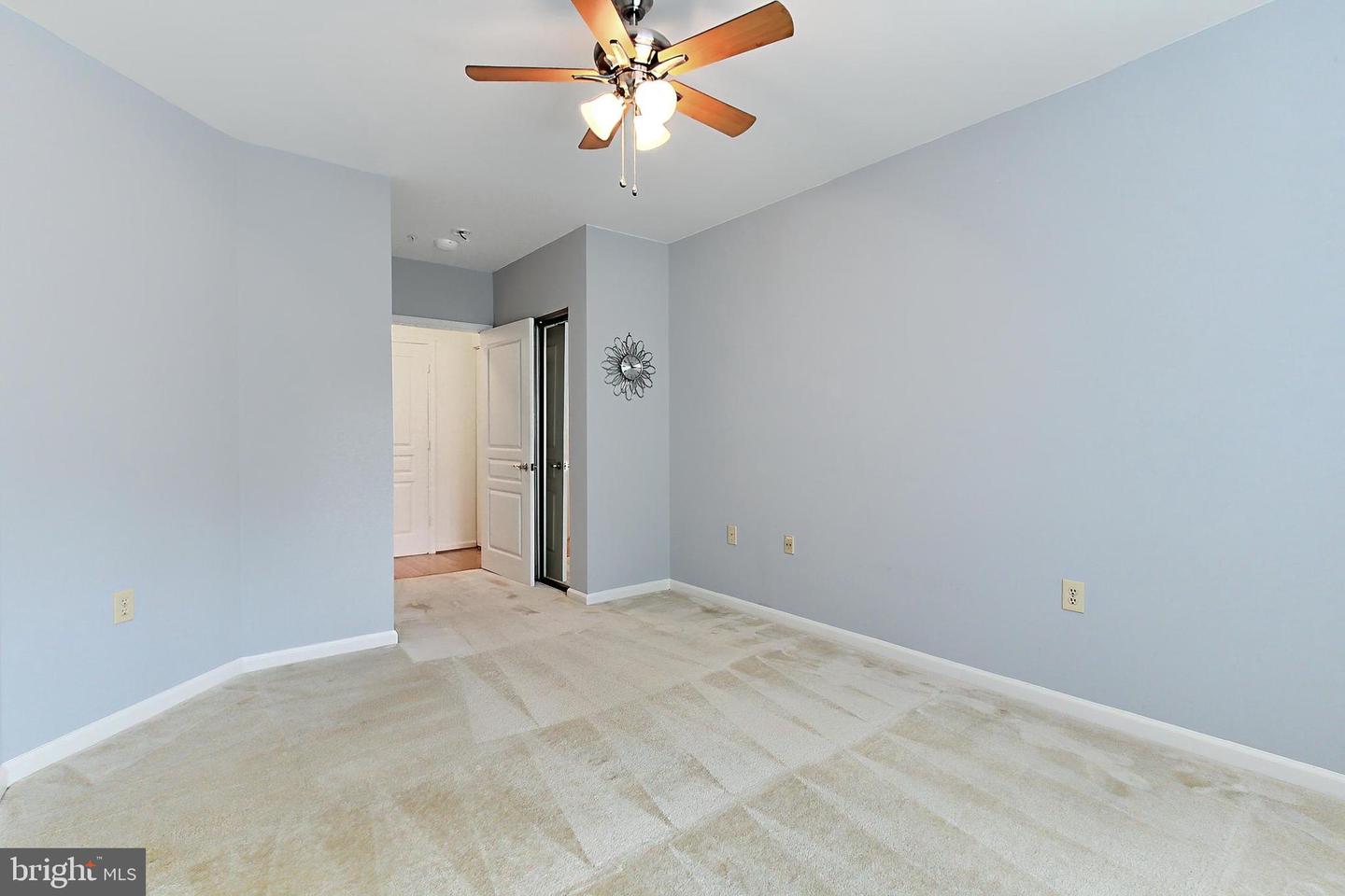 12915 ALTON SQ #307, HERNDON, Virginia 20170, 2 Bedrooms Bedrooms, ,2 BathroomsBathrooms,Residential,For sale,12915 ALTON SQ #307,VAFX2250000 MLS # VAFX2250000