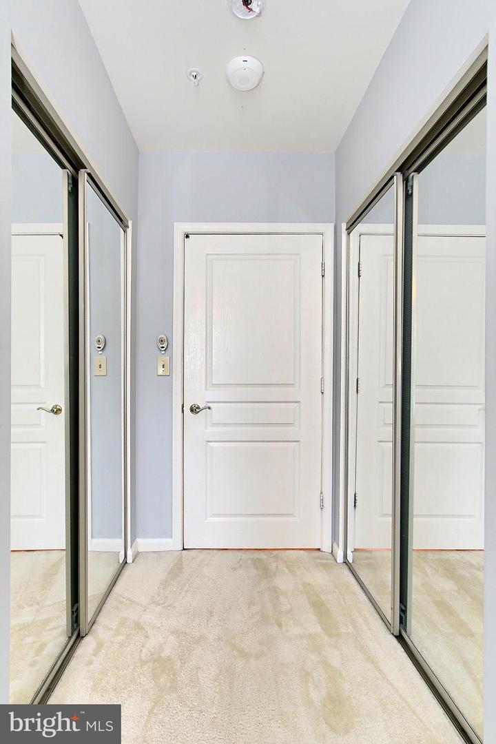 12915 ALTON SQ #307, HERNDON, Virginia 20170, 2 Bedrooms Bedrooms, ,2 BathroomsBathrooms,Residential,For sale,12915 ALTON SQ #307,VAFX2250000 MLS # VAFX2250000