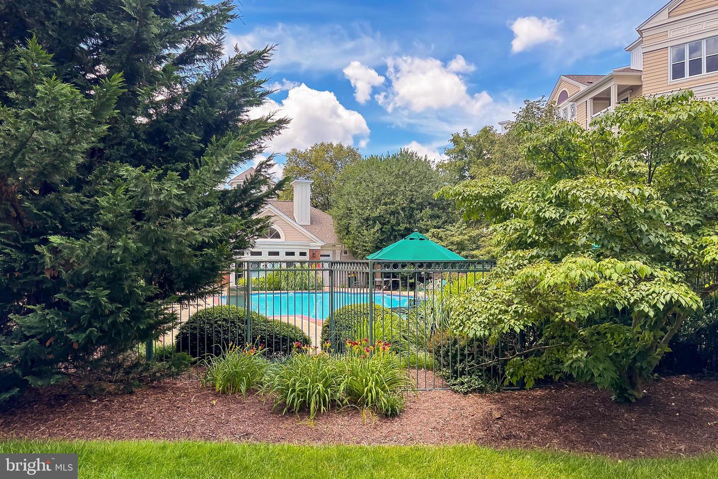 12915 ALTON SQ #307, HERNDON, Virginia 20170, 2 Bedrooms Bedrooms, ,2 BathroomsBathrooms,Residential,For sale,12915 ALTON SQ #307,VAFX2250000 MLS # VAFX2250000
