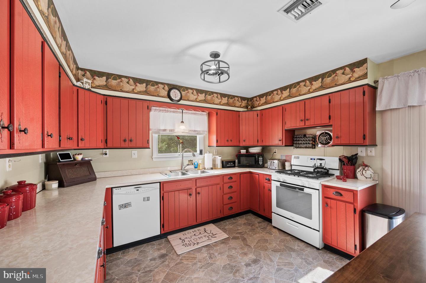 1901 S TIMBER RIDGE RD, WHITACRE, Virginia 22625, 2 Bedrooms Bedrooms, ,2 BathroomsBathrooms,Residential,For sale,1901 S TIMBER RIDGE RD,VAFV2035054 MLS # VAFV2035054
