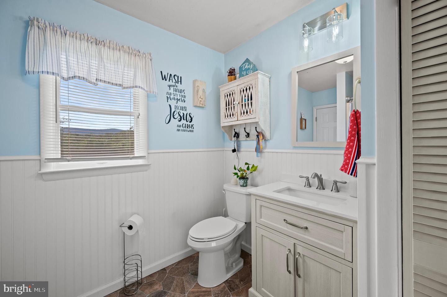 1901 S TIMBER RIDGE RD, WHITACRE, Virginia 22625, 2 Bedrooms Bedrooms, ,2 BathroomsBathrooms,Residential,For sale,1901 S TIMBER RIDGE RD,VAFV2035054 MLS # VAFV2035054