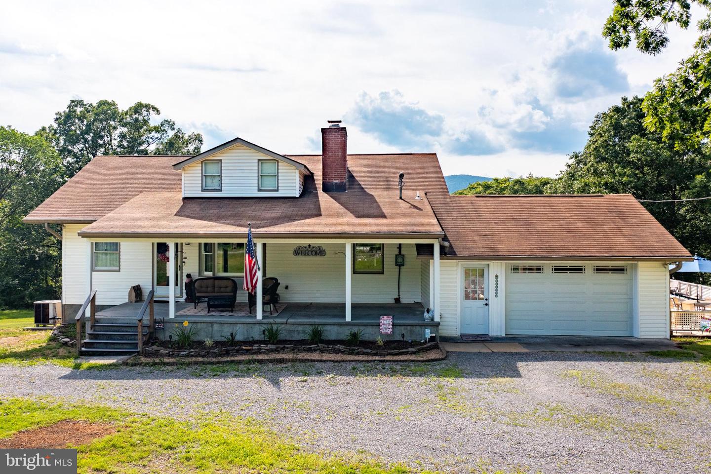 1901 S TIMBER RIDGE RD, WHITACRE, Virginia 22625, 2 Bedrooms Bedrooms, ,2 BathroomsBathrooms,Residential,For sale,1901 S TIMBER RIDGE RD,VAFV2035054 MLS # VAFV2035054