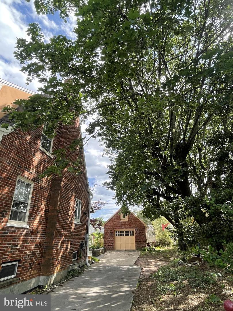 257 JEFFERSON ST, WINCHESTER, Virginia 22601, 3 Bedrooms Bedrooms, 10 Rooms Rooms,1 BathroomBathrooms,Residential,For sale,257 JEFFERSON ST,VAWI2008022 MLS # VAWI2008022