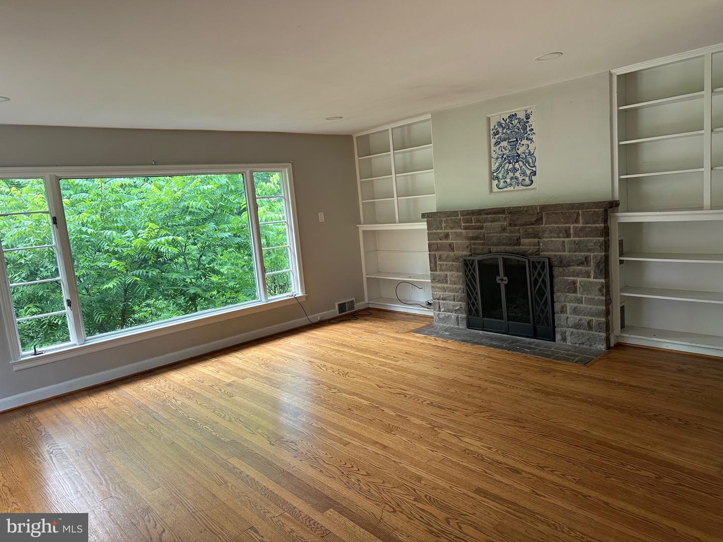 769 S WATER ST, WOODSTOCK, Virginia 22664, 4 Bedrooms Bedrooms, ,2 BathroomsBathrooms,Residential,For sale,769 S WATER ST,VASH2011796 MLS # VASH2011796