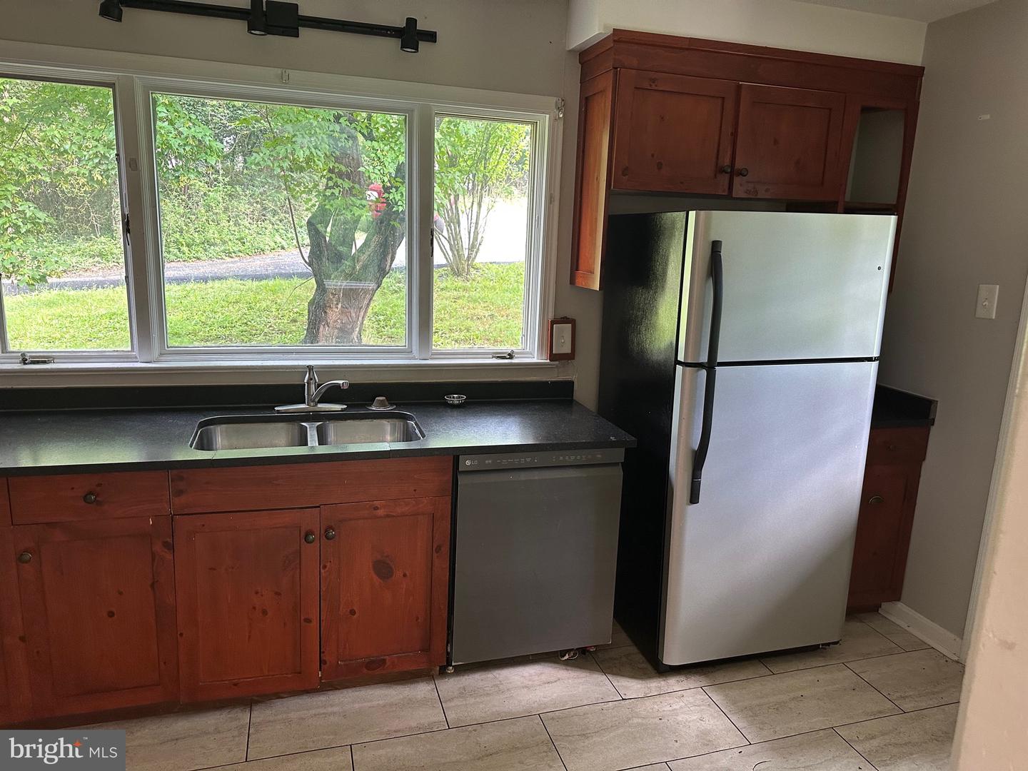 769 S WATER ST, WOODSTOCK, Virginia 22664, 4 Bedrooms Bedrooms, ,2 BathroomsBathrooms,Residential,For sale,769 S WATER ST,VASH2011796 MLS # VASH2011796