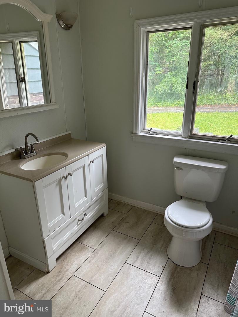 769 S WATER ST, WOODSTOCK, Virginia 22664, 4 Bedrooms Bedrooms, ,2 BathroomsBathrooms,Residential,For sale,769 S WATER ST,VASH2011796 MLS # VASH2011796
