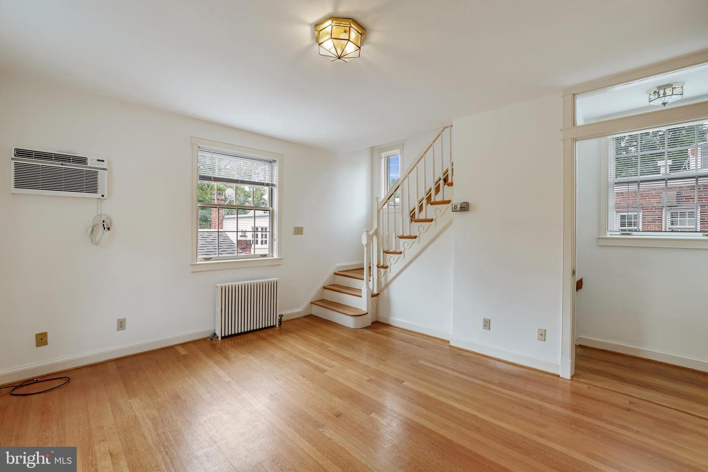 2116 TUNLAW RD NW, WASHINGTON, District Of Columbia 20007, 3 Bedrooms Bedrooms, ,2 BathroomsBathrooms,Residential,For sale,2116 TUNLAW RD NW,DCDC2207490 MLS # DCDC2207490