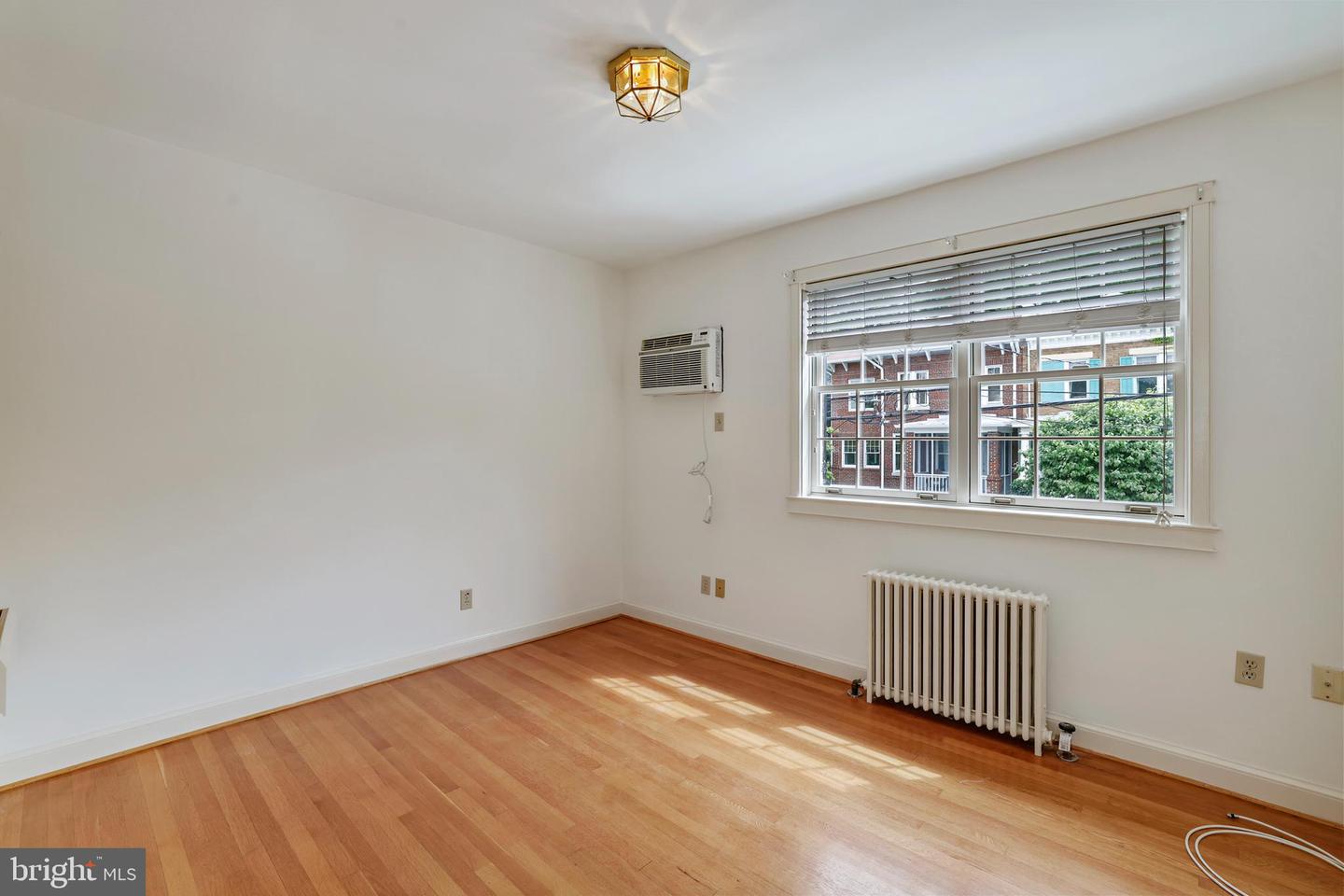 2116 TUNLAW RD NW, WASHINGTON, District Of Columbia 20007, 3 Bedrooms Bedrooms, ,2 BathroomsBathrooms,Residential,For sale,2116 TUNLAW RD NW,DCDC2207490 MLS # DCDC2207490
