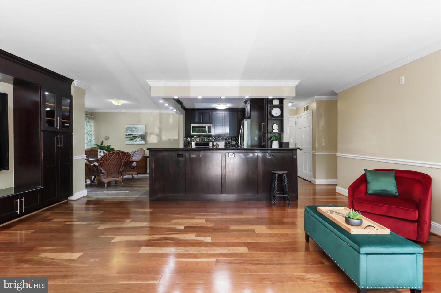 4501 ARLINGTON BLVD #118, ARLINGTON, Virginia 22203, 2 Bedrooms Bedrooms, 7 Rooms Rooms,2 BathroomsBathrooms,Residential,For sale,4501 ARLINGTON BLVD #118,VAAR2056136 MLS # VAAR2056136