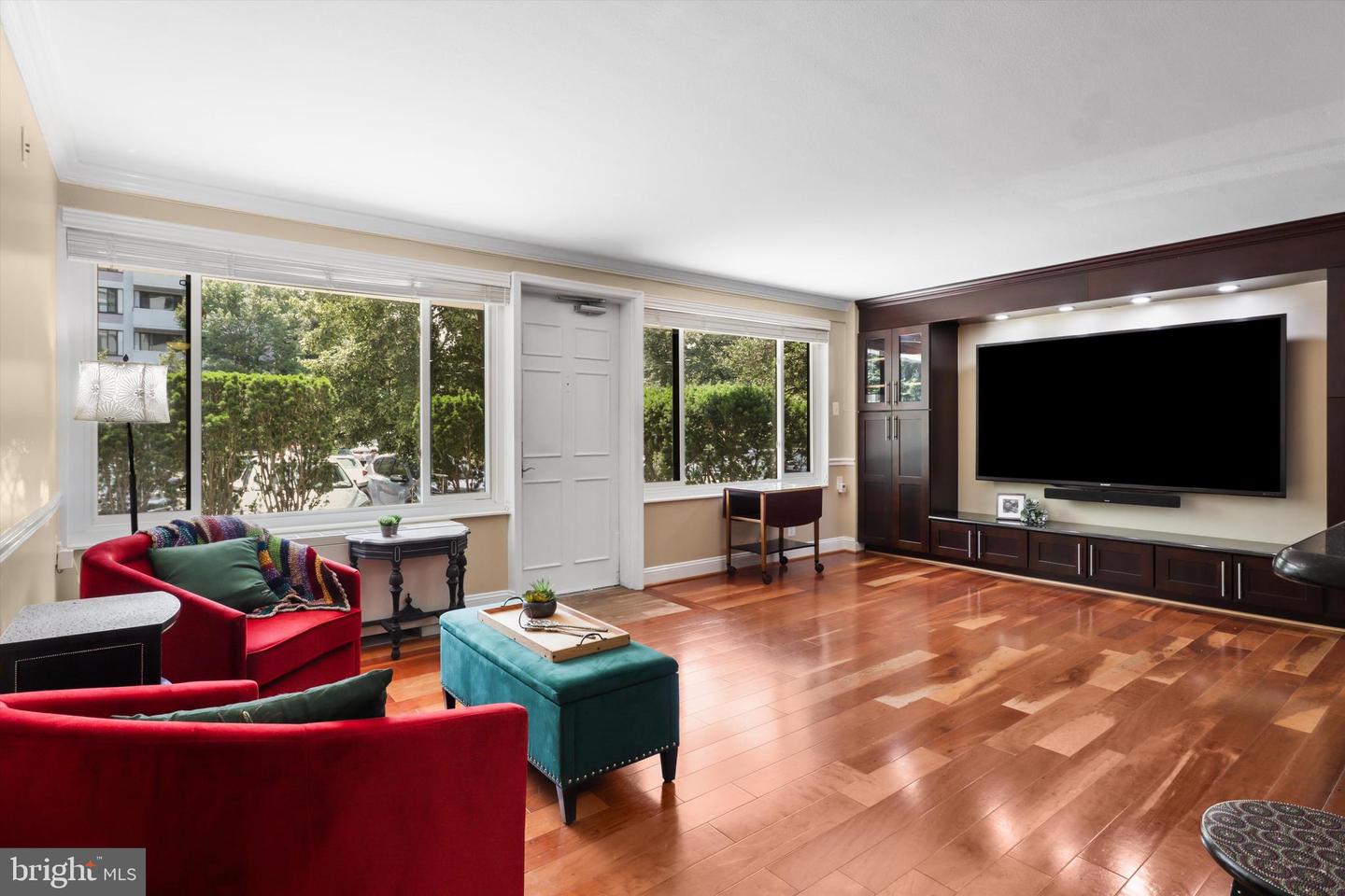4501 ARLINGTON BLVD #118, ARLINGTON, Virginia 22203, 2 Bedrooms Bedrooms, 7 Rooms Rooms,2 BathroomsBathrooms,Residential,For sale,4501 ARLINGTON BLVD #118,VAAR2056136 MLS # VAAR2056136