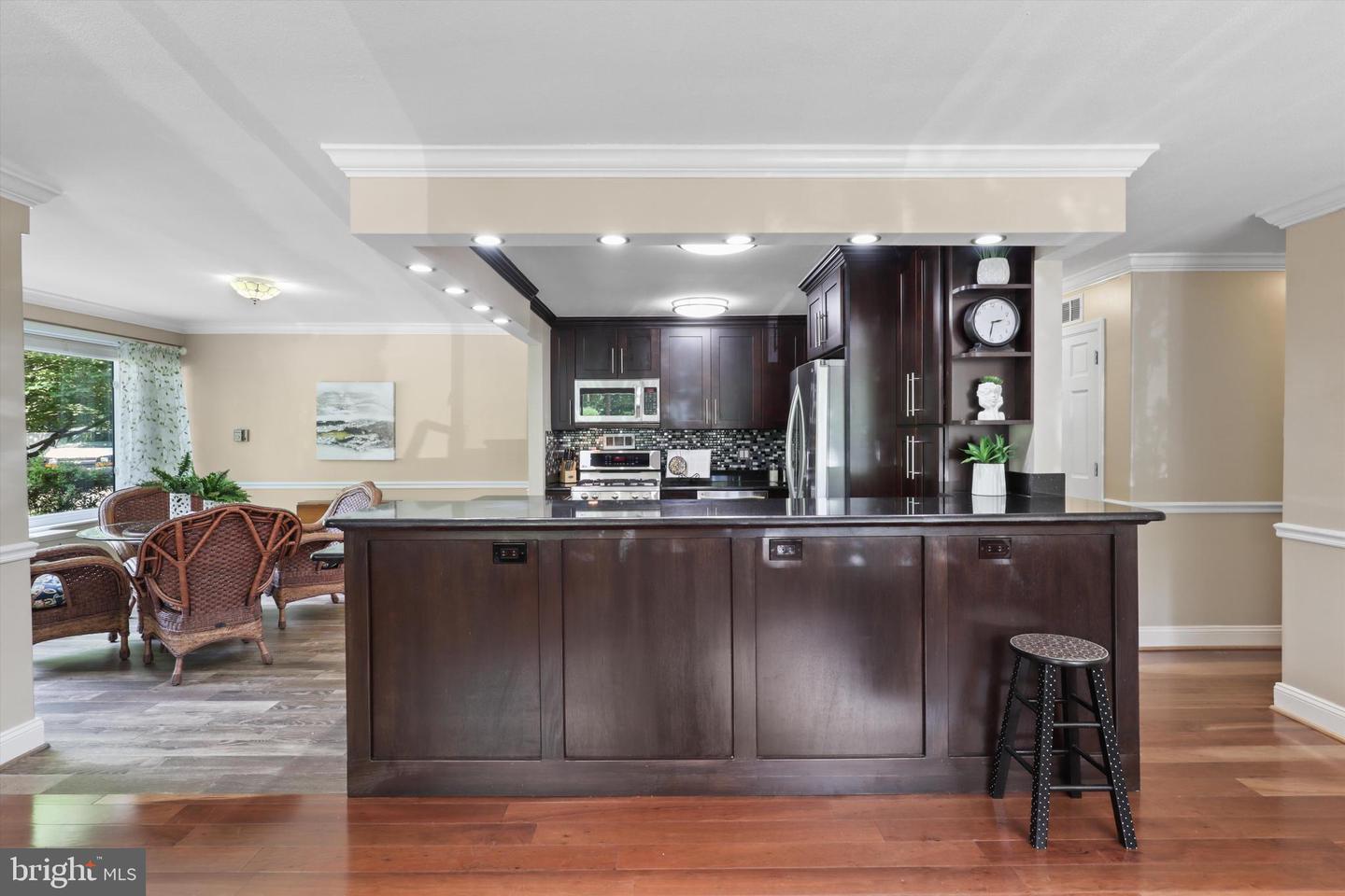 4501 ARLINGTON BLVD #118, ARLINGTON, Virginia 22203, 2 Bedrooms Bedrooms, 7 Rooms Rooms,2 BathroomsBathrooms,Residential,For sale,4501 ARLINGTON BLVD #118,VAAR2056136 MLS # VAAR2056136